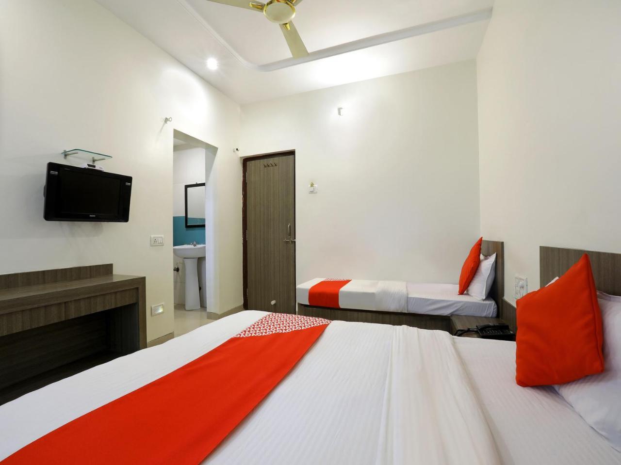 Oyo 4198 Hotel Shri Sai Murli Shirdi Exterior photo